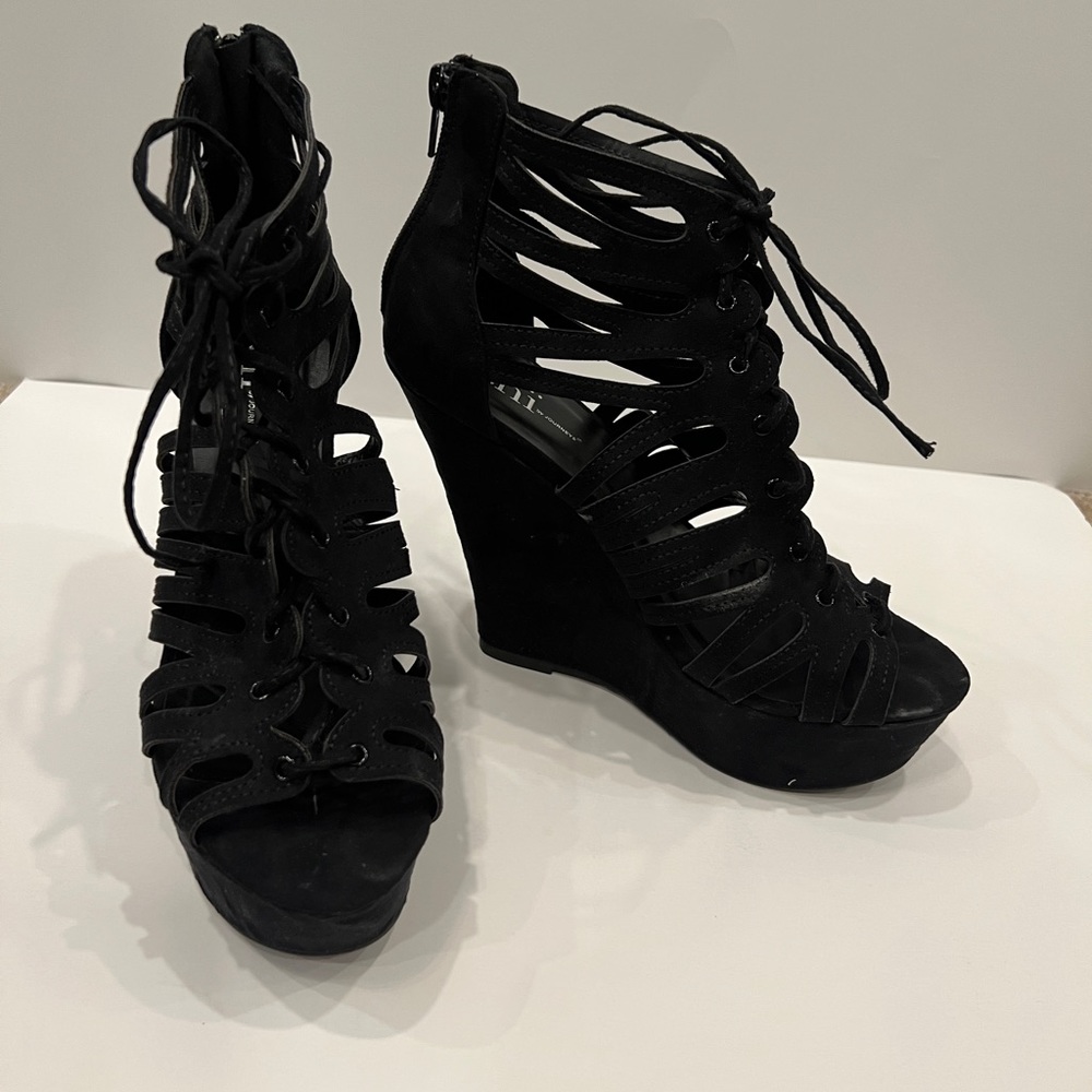 Gladiator Black suede woman Wedge 7.5